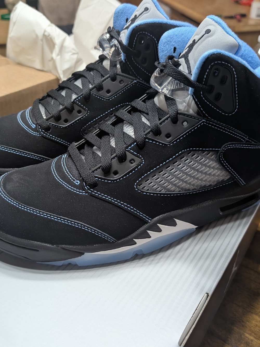 Air Jordan 5 Retro Black/University Blue Men’s Sneakers